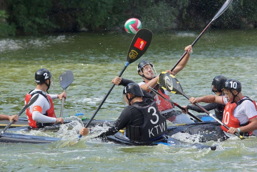 Zawody kajak polo w Szałem pod Kaliszem