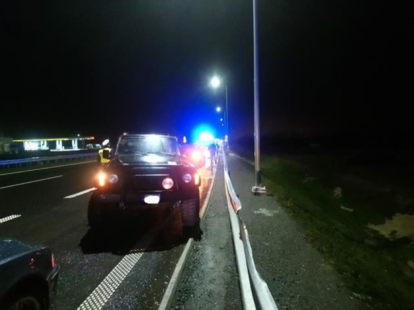 Wypadek na S7 w kierunku Gdańska. Dwie osoby poszkodowane [ZDJĘCIA]