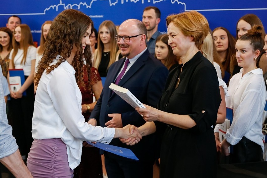 Ciężka praca zawodników i trenerów z Kraśnika została doceniona. Zobacz fotorelację z wręczenia stypendiów sportowych