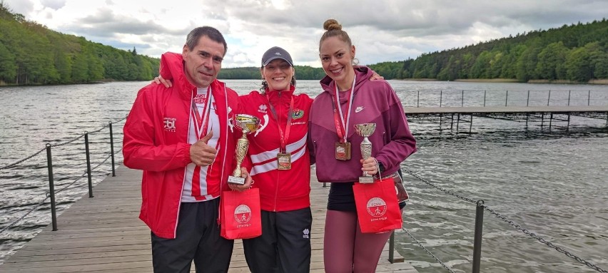 Sportowcy z Justynowa wrócili z mistrzostw w Białym Borze z kolejnymi medalami