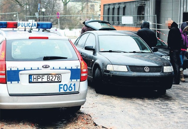 W niedzielę rano w rejonie ul. Wólczańskiej, Skorupki i Czerwonej doszło do czterech kolizji spowodowanych śliską nawierzchnią.