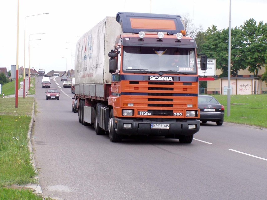 Jest problem ze starą obwodnicą Szczecinka [zdjęcia]