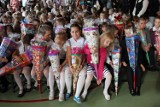 Pierwszoklasiści z Siemianowic, gimnazja i szkoły ponadgimnazjalne rozpoczęły dziś rok szkolny