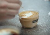 Mistrzowie Polski w Latte Art serwowali kawę poznaniakom [WIDEO]