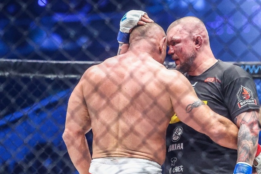 KSW 61 w Ergo Arenie WYNIKI 5.06.2021 r. Mariusz Pudzianowski wygrał walkę wieczoru! Siedem walk zakończonych przed czasem [zdjęcia, wideo]