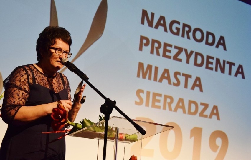 Spotkanie Noworoczne Prezydenta Sieradza 2023 się nie odbędzie. Zobacz jak przebiegało ostatnie. Były nagrody i występy ZDJĘCIA