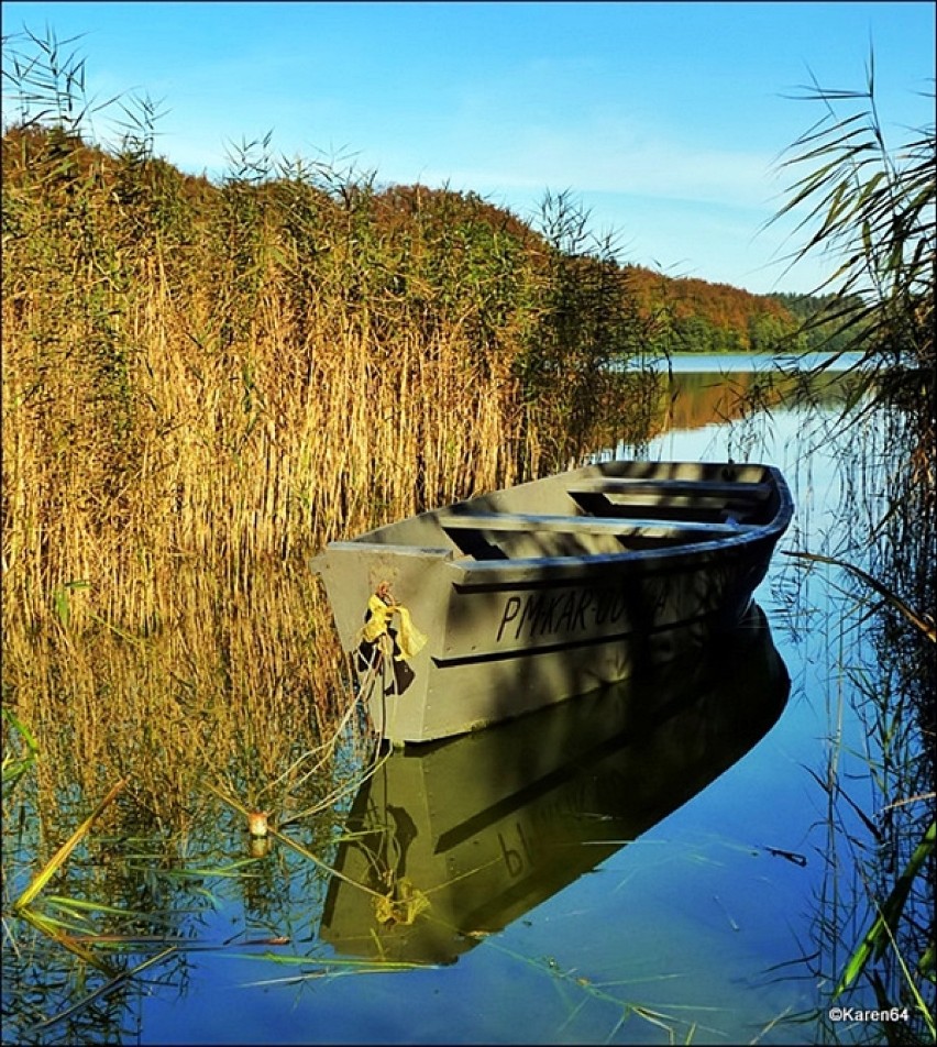Jezioro Klasztorne Duże jesienią