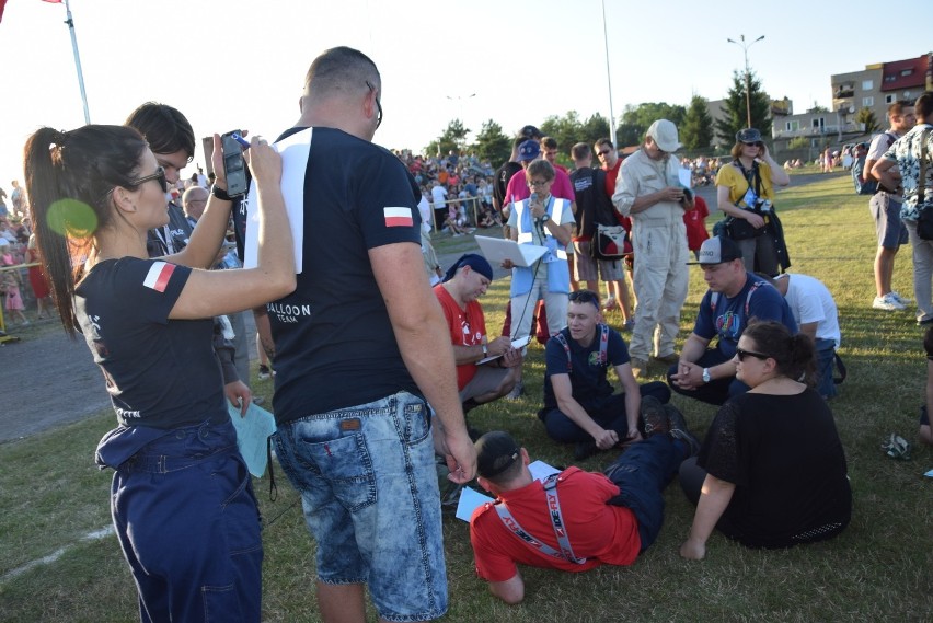 Aeropiknik i Balonowy Puchar Polski w Paczkowie. Widowisko sportowe i dobra zabawa [ZDJĘCIA]