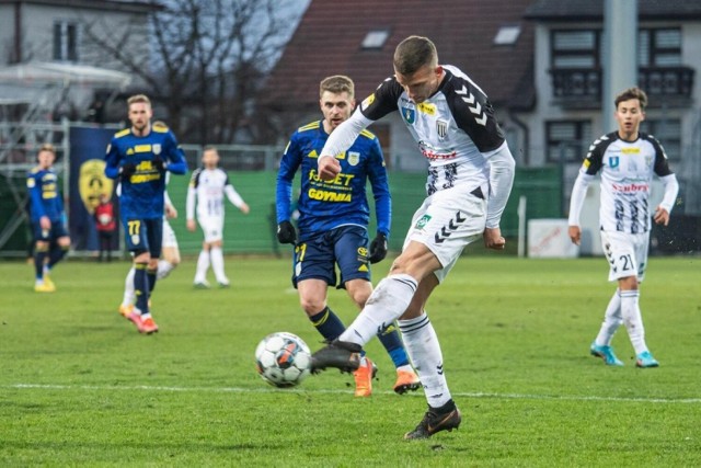 Sandecja poniosła pierwszą porażkę tej wiosny - wyraźnie przegrała w Niepołomicach z Arką Gdynia 0:3