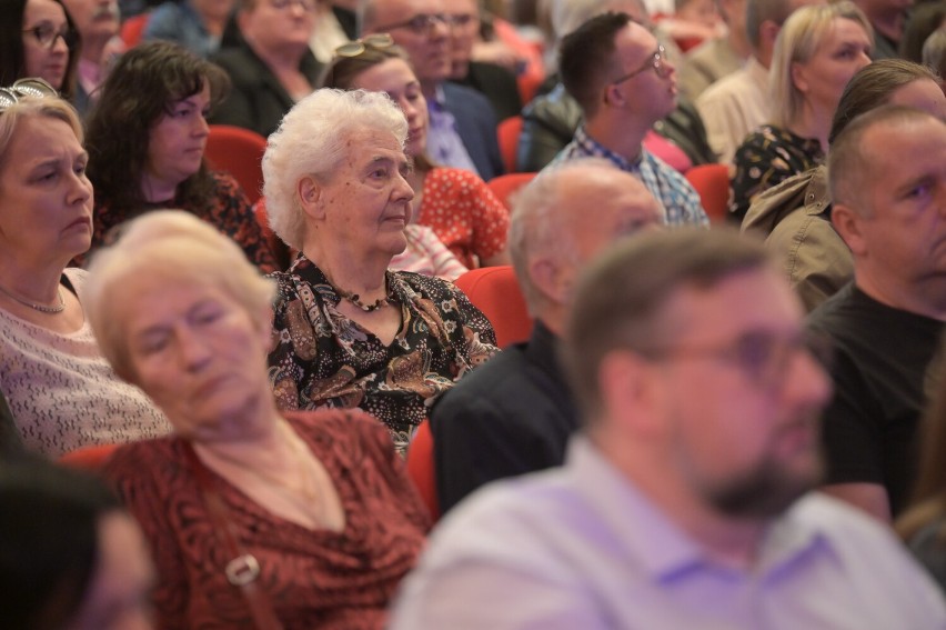 W teatrze w Grudziądzu zagrali uczniowie szkoły muzycznej....