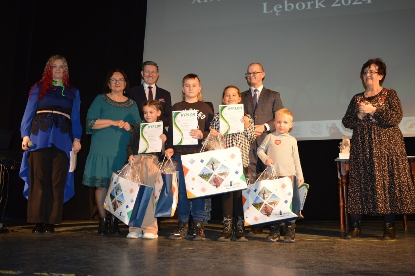 Cztery nagrody główne i wiele wyróżnień w konkursie na Lęborską Maskę Jasełkową