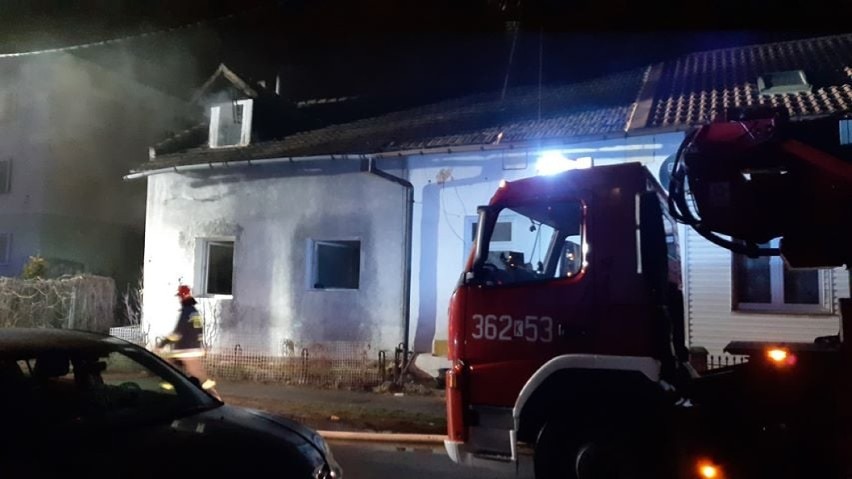 Tarnów. Groźny pożar w domu jednorodzinnym przy ulicy Polnej