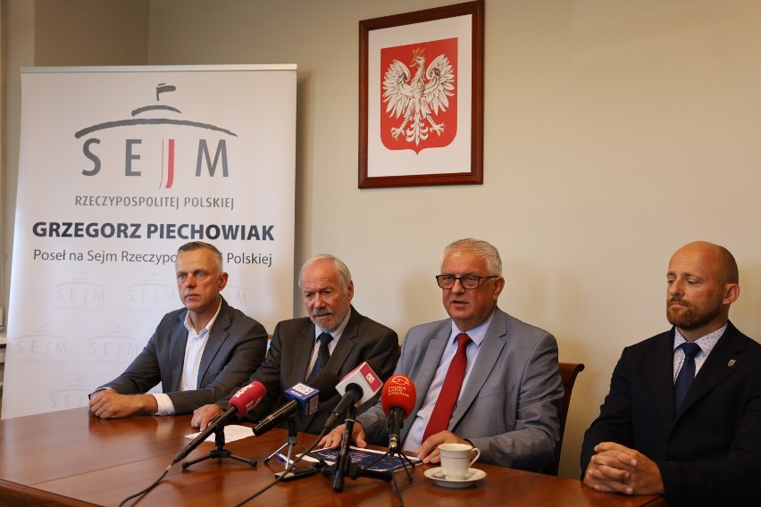 Grzegorz Piechowiak mówił w Pile o nowym programie „Rozświetlamy Polskę”