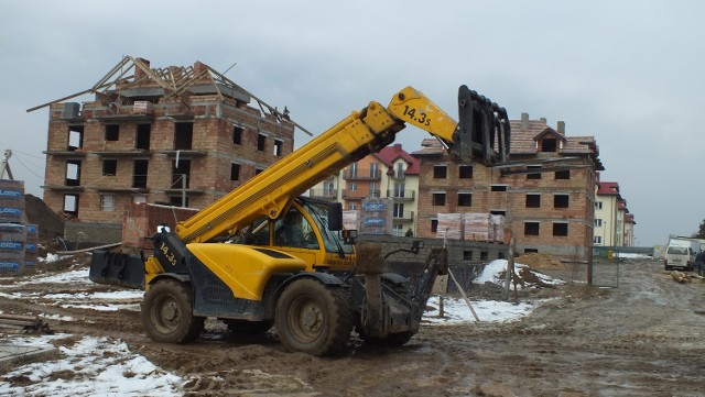 Cztery kolejne bloki w Łuszczanowicach buduje Bełchatowska Spółdzielnia Mieszkaniowa. Docelowo w sześciu blokach ma mieszkać 120 rodzin
