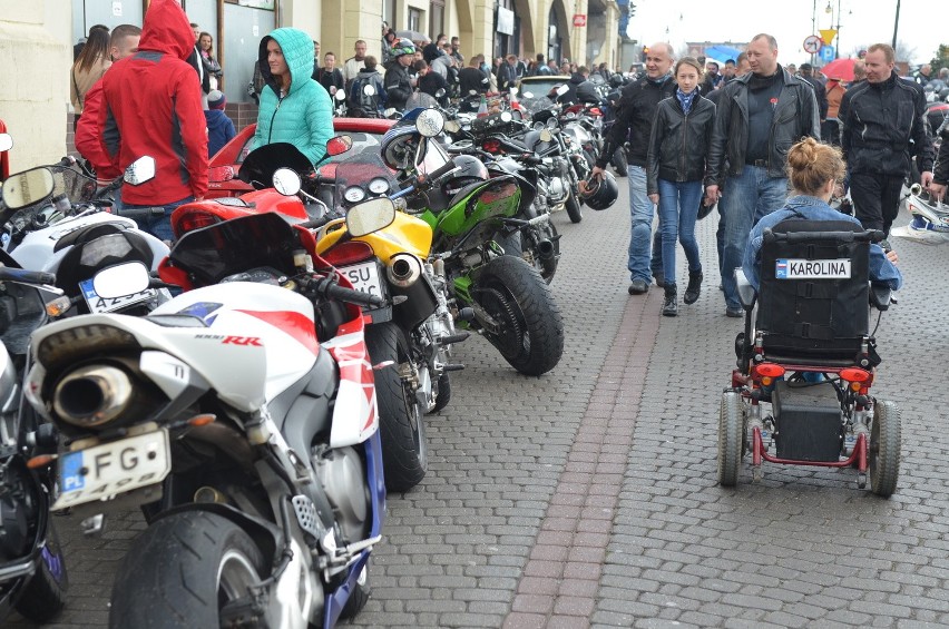 Półtora tysiąca motocyklistów przejechało w sobotę w...