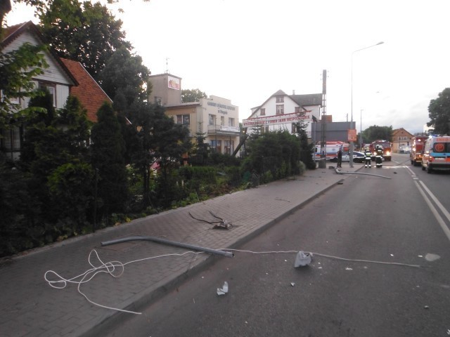 Wypadek samochodowy w Stegnie.