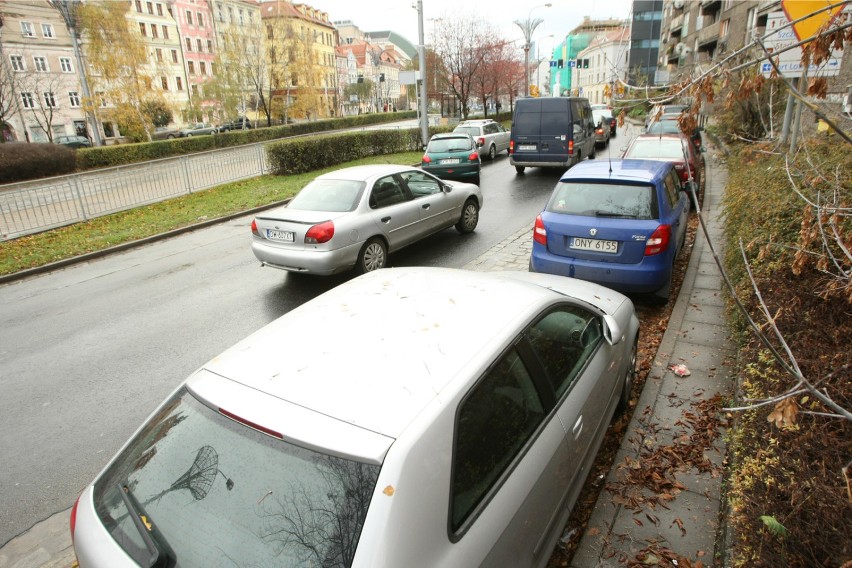 Kiss and Ride, czyli pocałuj i jedź. W Warszawie pojawią się...