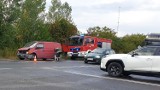 Utrudnienia na ulicy Częstochowskiej w Wieluniu. Dwie osoby trafiły do szpitala [foto, wideo]