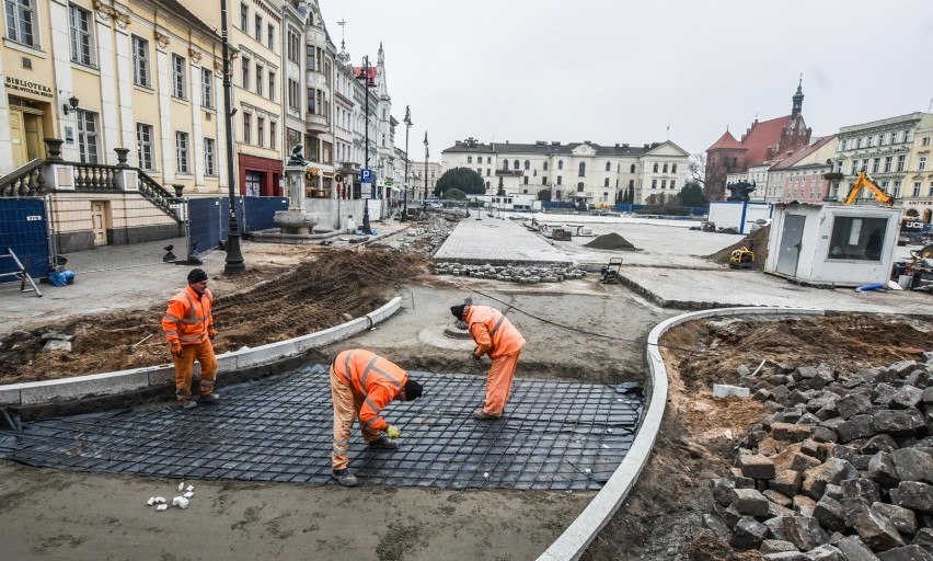 Od środy, 5 grudnia, wykonawca przebudowy płyty Starego...