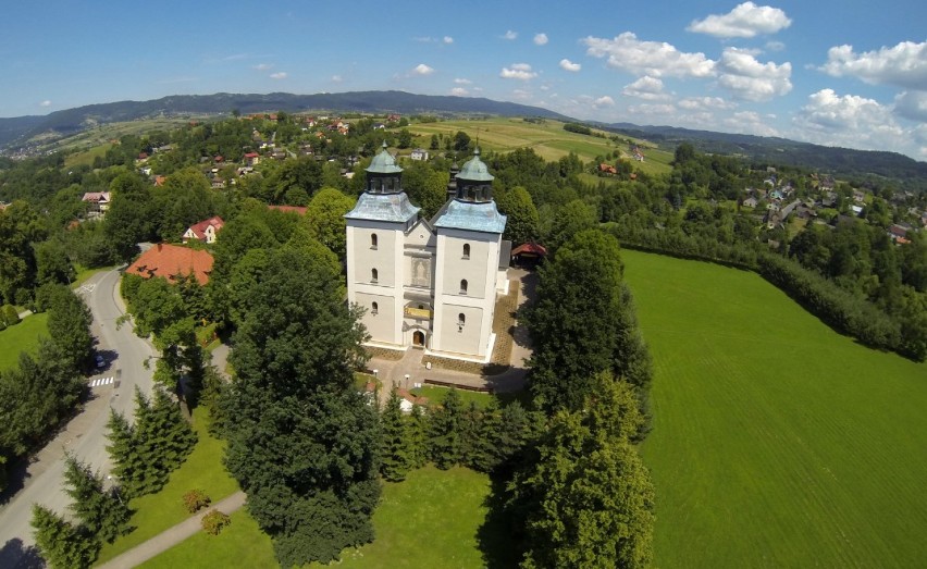 Sanktuarium bliżej Ciebie. Franciszkanie z Rychwałdu promują świątynię [ZDJĘCIA+WIDEO]