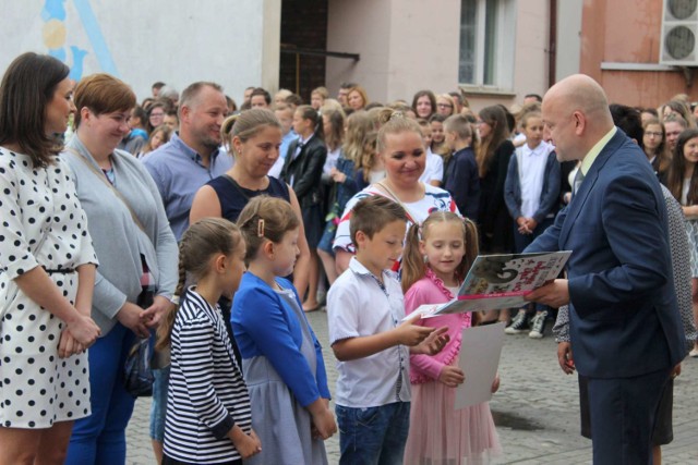 Zakończenie roku szkolnego 2016/2017 w Zespole Szkół Jedynka w Międzychodzie