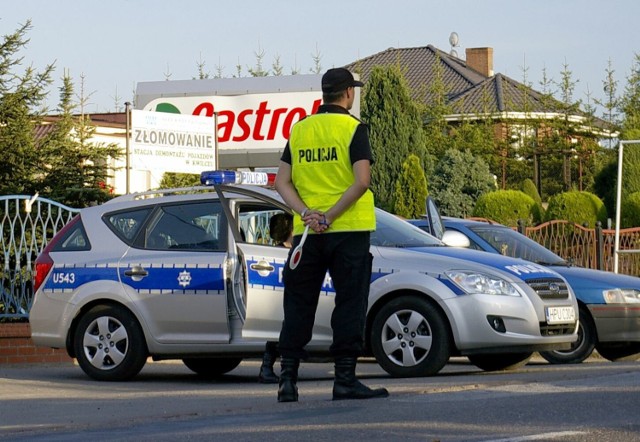 Obywatelskie zatrzymanie pijanego kierowcy w Kłosowicach - mężczyzna miał w organizmie 2,3 promila alkoholu (zdjęcie ilustracyjne).