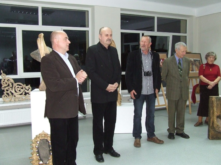Wystawa zainaugurowała działalność galerii Domu Kultury w...