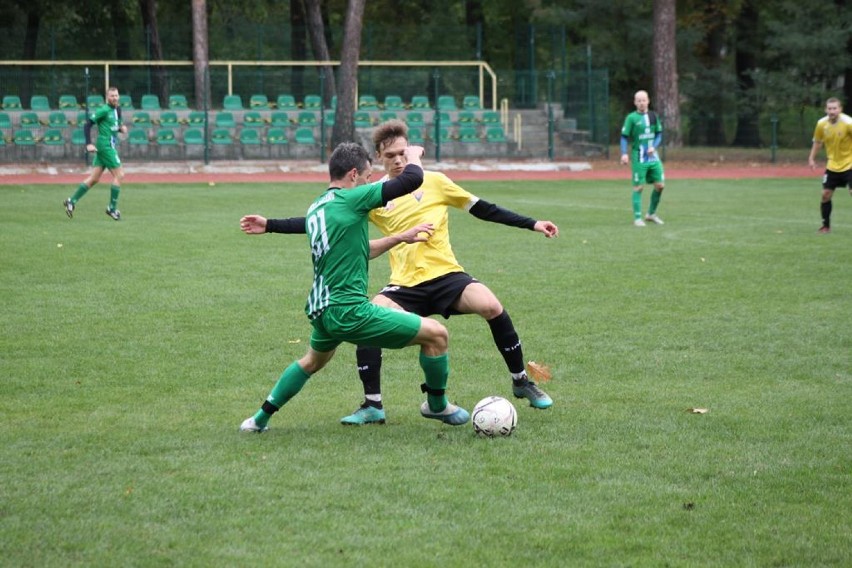 Pogoń II Zduńska Wola - Iskra Dobroń. Mecz IX kolejki klasy A