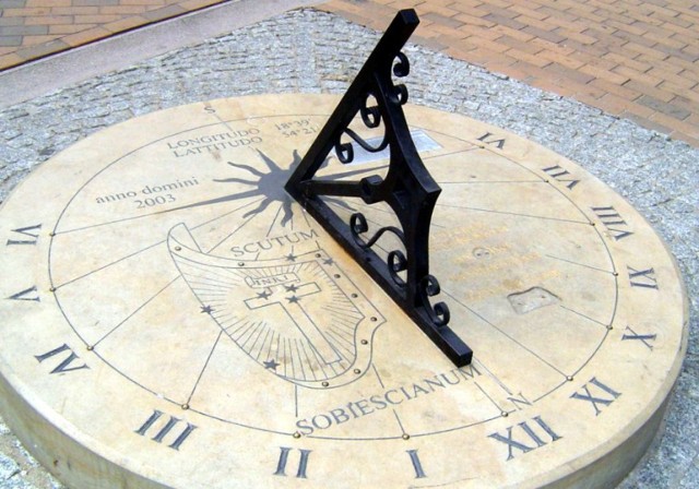 Zegar słoneczny w Gdańsku - wygląd przed dewastacją