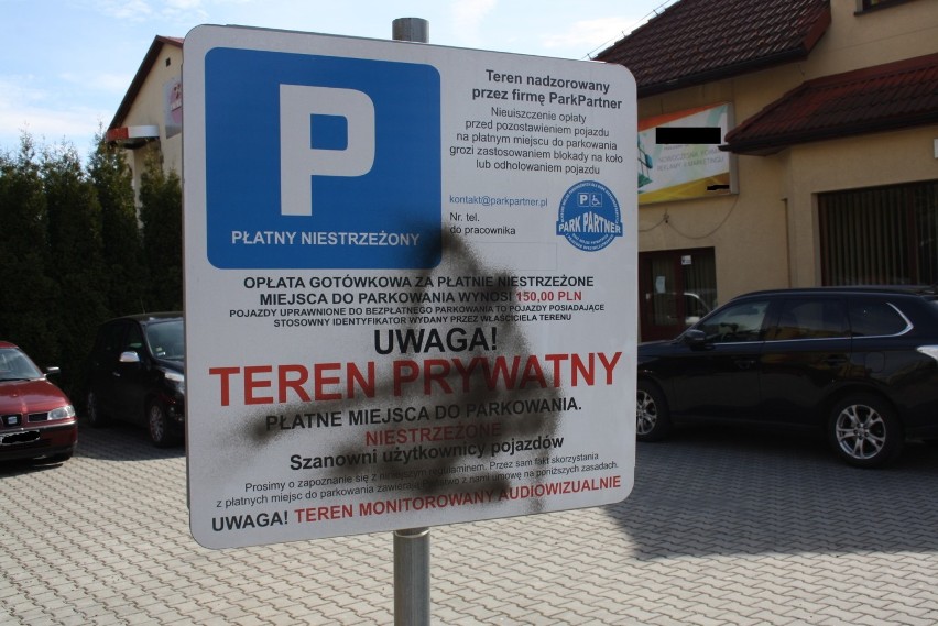 Parking przy ul. Zaborskiej zarządzany przez firmę Park...