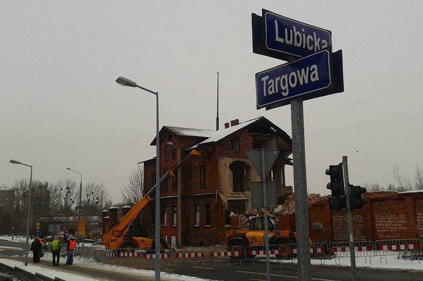 15.12.2012.r - Budynek „Tormięsu” Dawnej Rzeźni  - Rozpoczęta Rozbiórkę..!!!