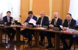 Radni PO chcą konsultacji ogólnomiejskich w sprawie nowego statutu i herbu Kalisza