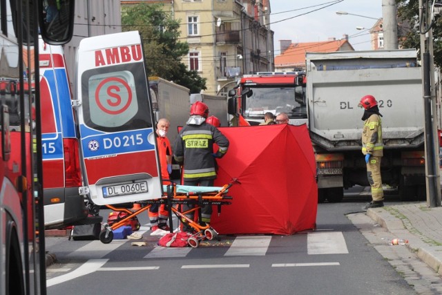 Śmierć na pasach, wypadek na ulicy Czarnieckiego w Legnicy