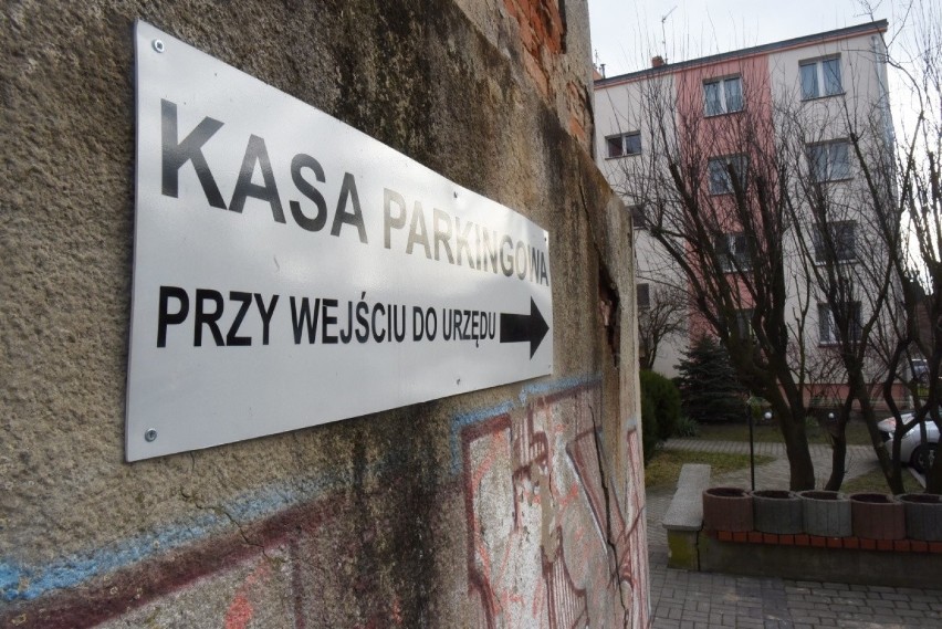 Burmistrz Tomasz Sielicki: "Chcę, żeby jeszcze w tym roku w Świebodzinie powstała strefa płatnego parkowania". Co Wy na to?