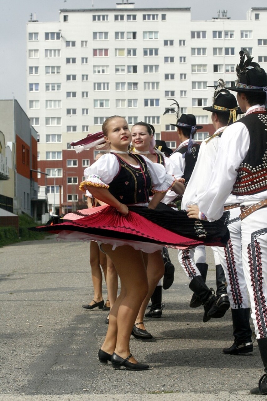 Międzynarodowy Festiwal Świat pod Kyczerą w Legnicy, tak było trzynaście lat temu