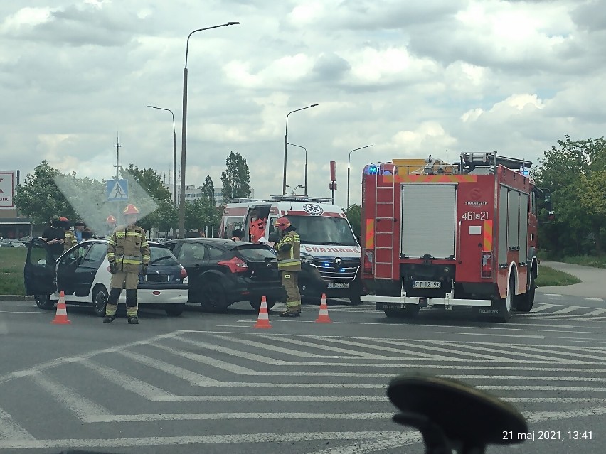 W piątek (21 maja) przed godziną 14 na skrzyżowaniu alei...