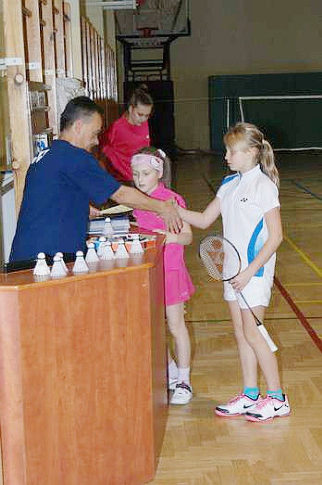 Krzysztof Michalik - UKS OSiR Badminton Sławno  - wyślij sms o treści tds.16 na numer 72355 (koszt 2.46 zł z VAT)