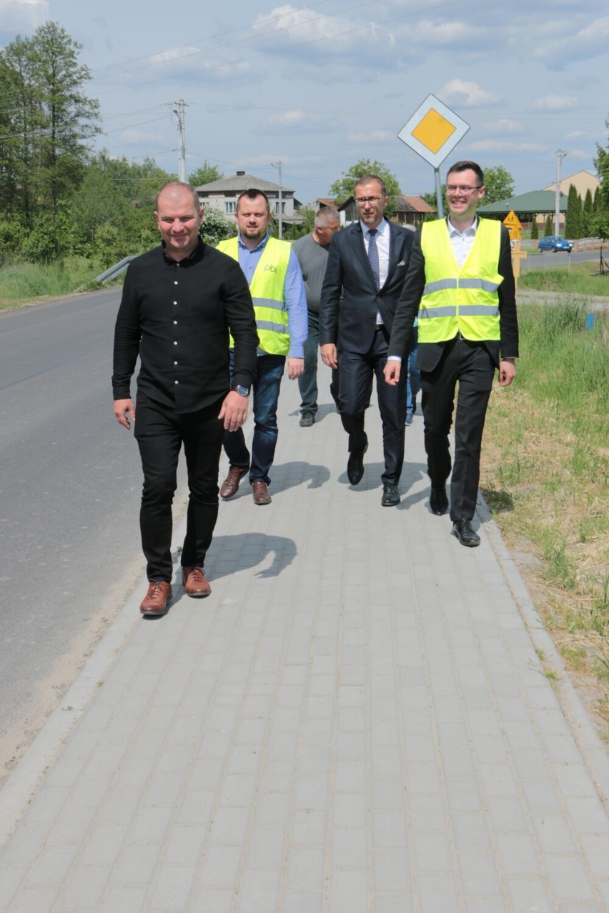 Nowe inwestycje drogowe zmieniają oblicze Powiatu Jarosławskiego