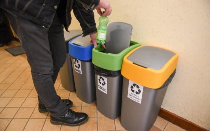 Drożej za odbiór śmieci w gminie Bełchatów