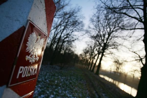 Nie podchodź do granicy - są zakazy. Dla naszego dobra