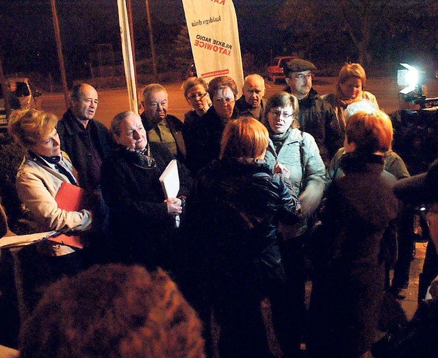 Mieszkańcy Bobrownik od dawna protestują przeciw trasie torowiska