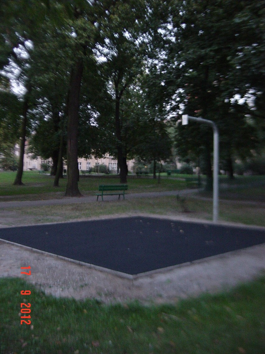 Poznań: W Parku Marcinkowskiego będzie boisko do streetballa [FOTO INTERNAUTY]