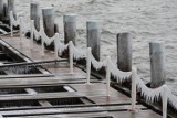 Silne mrozy i intensywne opady śniegu na Pomorzu. IMGW wydało ostrzeżenie pierwszego stopnia 