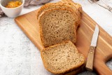 Takiego chleba tostowego jeszcze nie jadłeś. Zrób bochenek, który zawsze się udaje. Delikatny, puszysty i rozpływa się w ustach