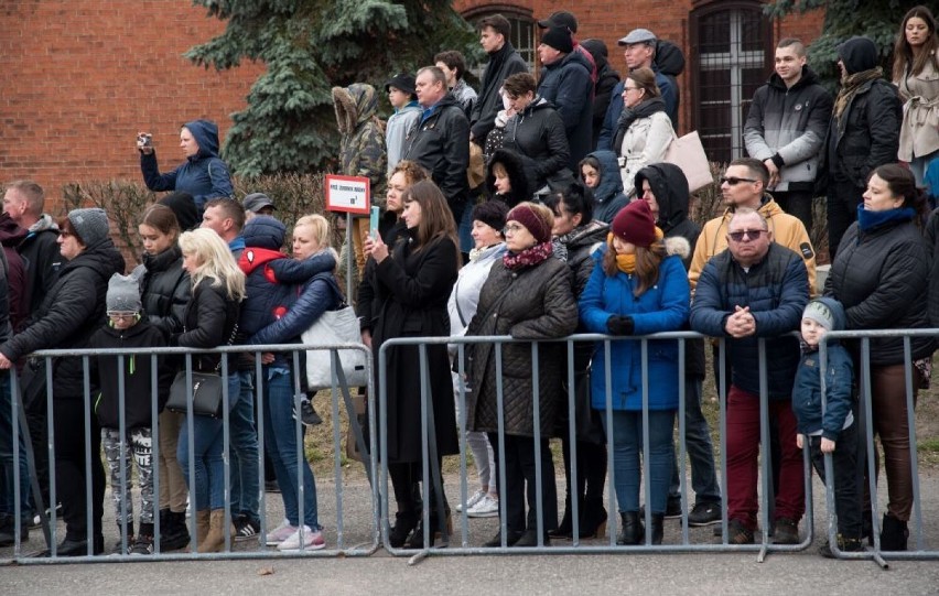 Przed przysięgą żołnierze przeszli 16-dniowe szkolenie,...