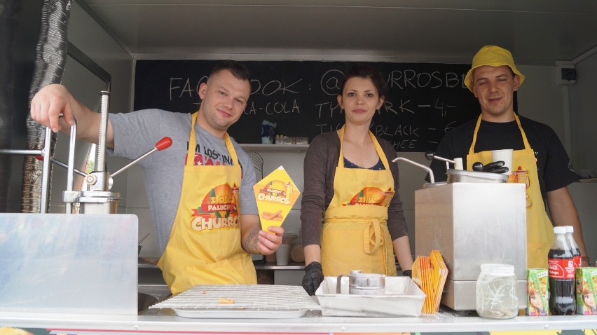 Festiwal Food Trucków 2017. Restauracje na kółkach zaparkowały w Bydgoszczy! [zdjęcia, wideo] 