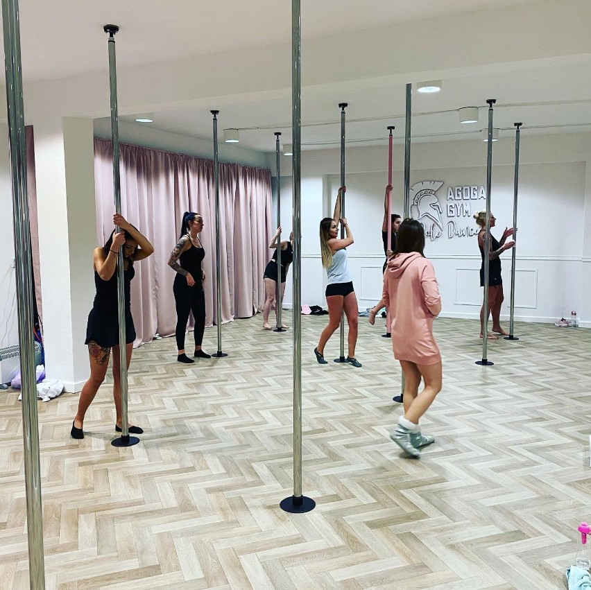 Lębork. Za nimi pierwszy trening pole dance, czyli nauki tańca na rurze