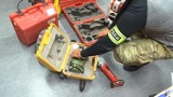Policjanci z Brzegu rozbili szajkę włamywaczy. Trzech mężczyzn kradło m.in. elektronarzędzia, urządzenia geodezyjne i komputery