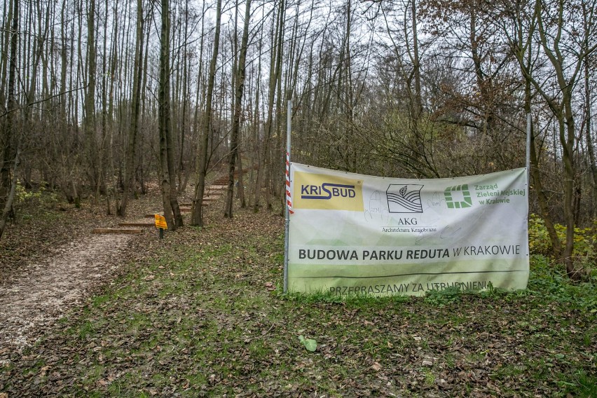 Kraków. W parku Reduta prace budowlane idą pełną parą [ZDJĘCIA]