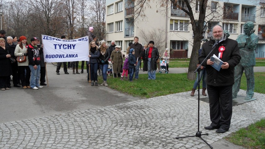 Rzeźba Wejchertów w Tychach. Przemawia Wojciech Wieczorek,...